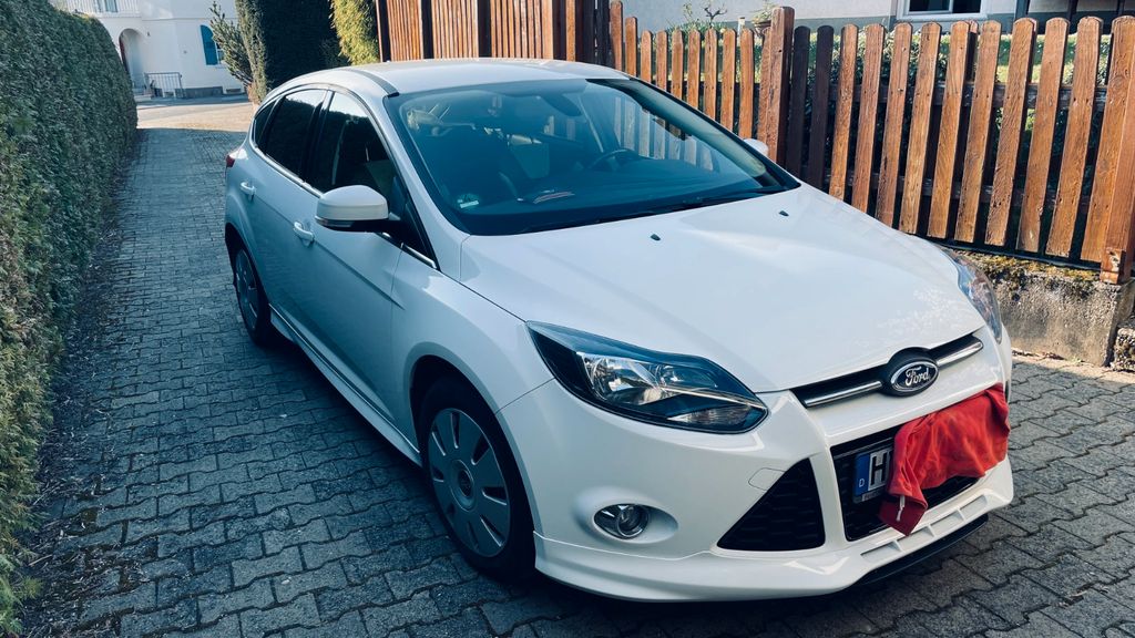 Ford Focus 79.000 km 7.700 &euro; Fürth 64658