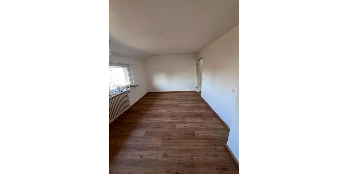 Etagenwohnung Mannheim Käfertal - 2 Zimmer, 55 m&sup2;, 1.100&euro; | Angebot:25381291