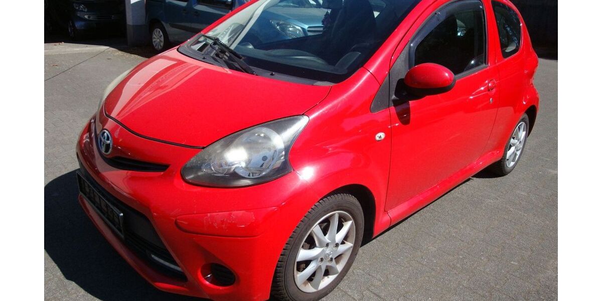Toyota Aygo (X) 111.500 km 5.000 &euro; Lorsch 64653