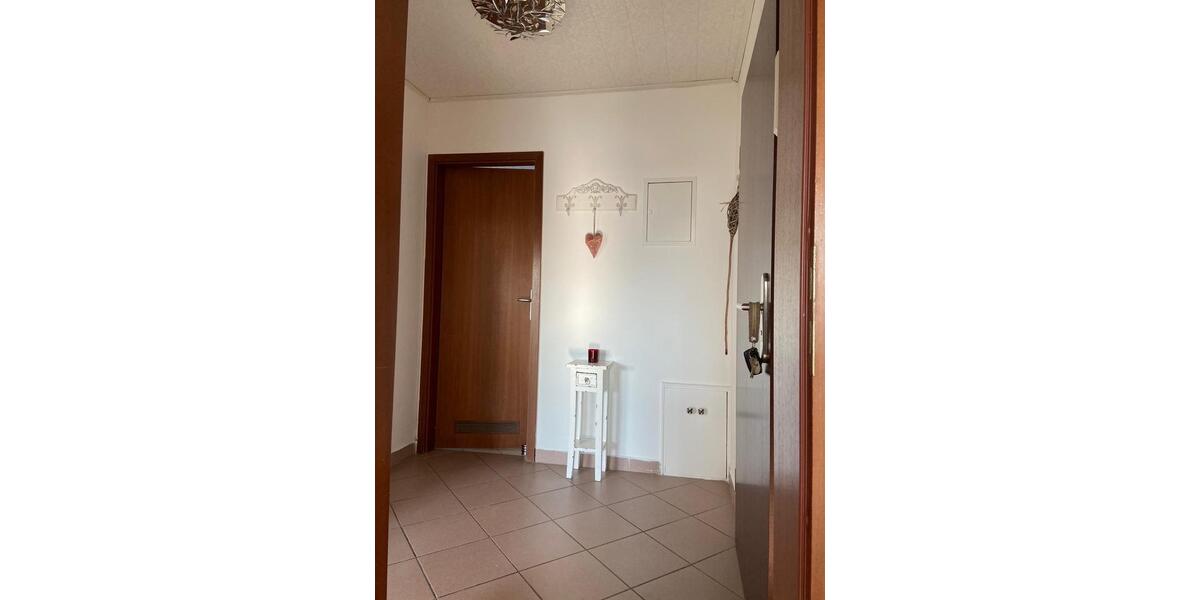 Dachgeschoßwohnung Philippsburg - 4 Zimmer, 101 m&sup2;, 345.000&euro; | Angebot:26907983