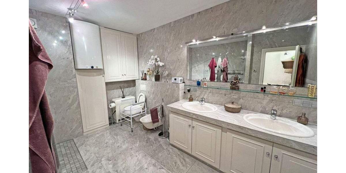 Terrassenwohnung Weinheim - 4 Zimmer, 162 m&sup2;, 599.000&euro; | Angebot:25301640