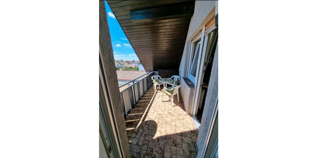 Dachgeschoßwohnung Bürstadt - 3 Zimmer, 95 m&sup2;, 800&euro; | Angebot:25797009