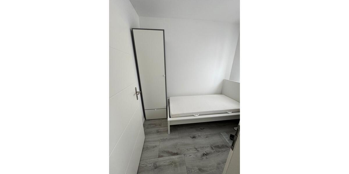 Etagenwohnung Ludwigshafen am Rhein Mundenheim - 3 Zimmer, 60 m&sup2;, 700&euro; | Angebot:26123487