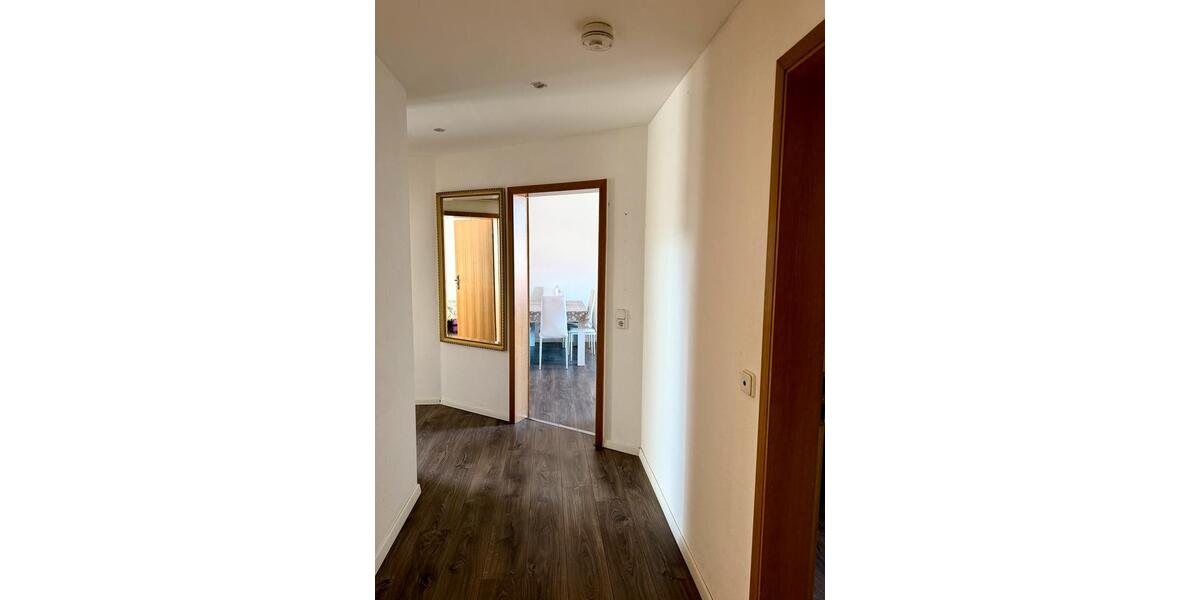 Etagenwohnung Heppenheim (Bergstraße) - 3 Zimmer, 90 m&sup2;, 1.300&euro; | Angebot:25378058