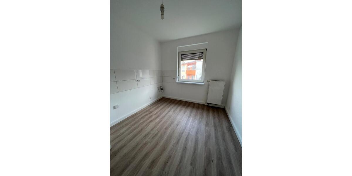 Etagenwohnung Ludwigshafen am Rhein Parkinsel - 2 Zimmer, 62 m&sup2;, 620&euro; | Angebot:26544365