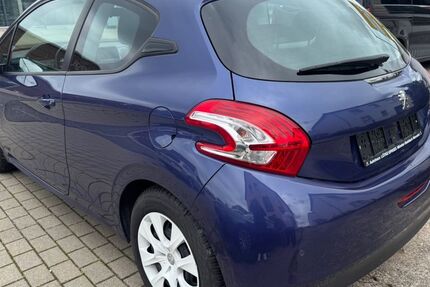 Peugeot 208 164.500 km 3.490 &euro; Worms 67551