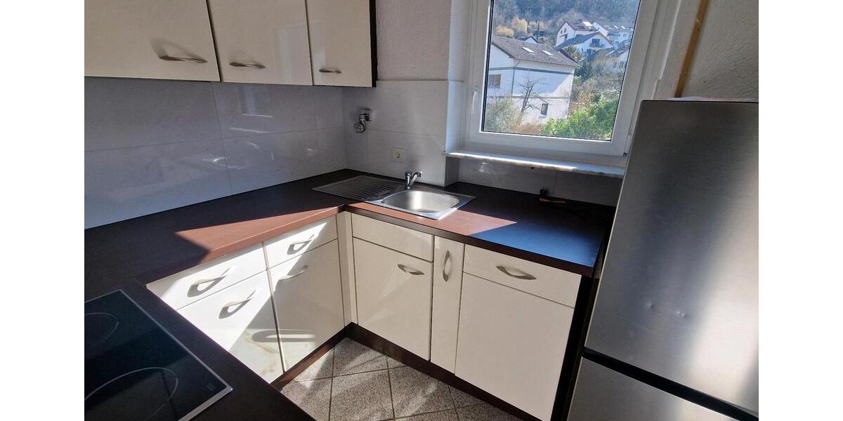 Dachgeschoßwohnung Bad Dürkheim - 2 Zimmer, 61 m&sup2;, 800&euro; | Angebot:25943977