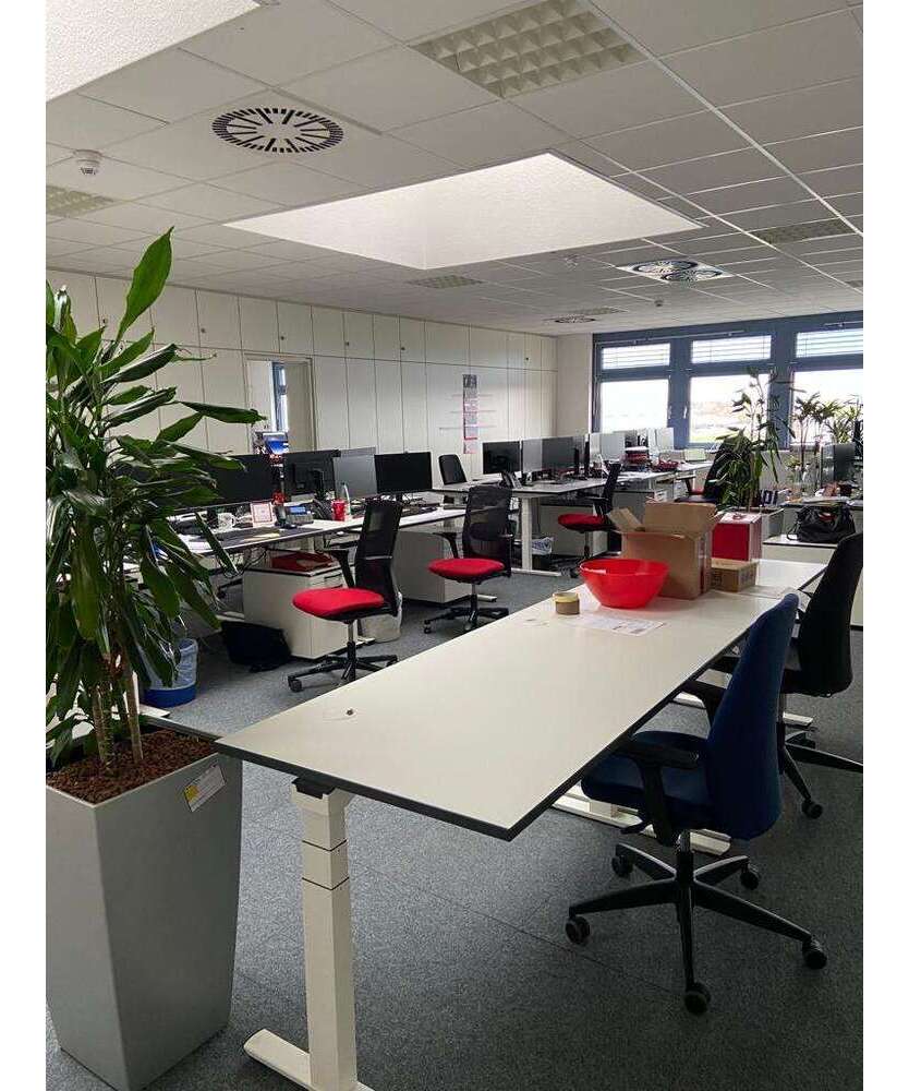 Büro in Worms 4.935 € 705 m²