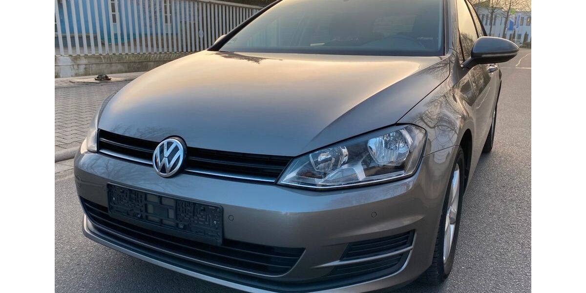 VW Golf 132.800 km 7.600 &euro; Bensheim 64625