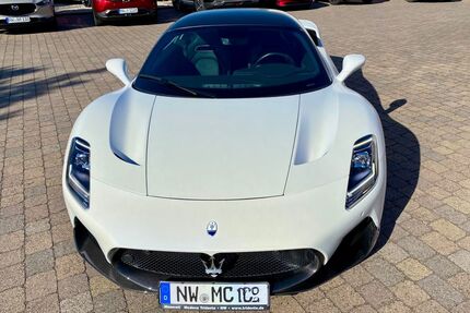Maserati MC20 9.870 km 247.520 &euro; Neustadt 67433
