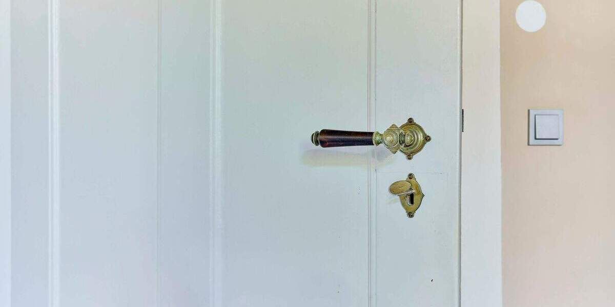 Stilvolle 4-Zimmeraltbauwohnung mit 2 Balkonen in der Belle Etage der Schwetzinger Vorstadt 4 zimmer