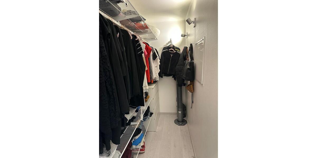 Etagenwohnung Ludwigshafen am Rhein Rheingönheim - 2.5 Zimmer, 65 m&sup2;, 180.000&euro; | Angebot:26039253