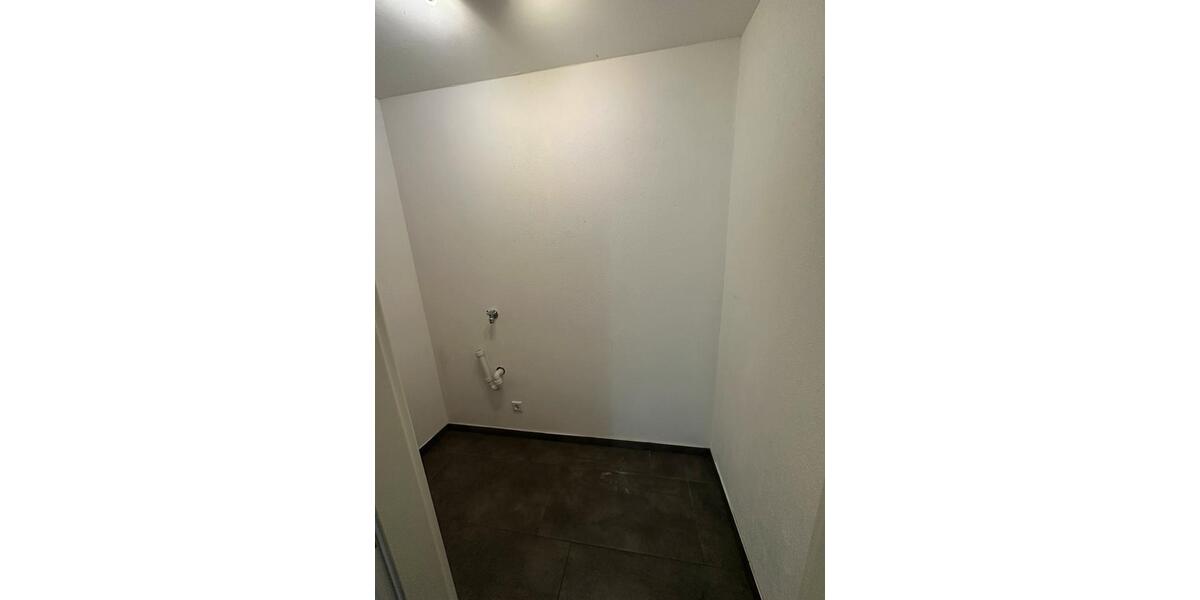 Reihenhaus Bad Dürkheim - 4.5 Zimmer, 110 m&sup2;, 1.400&euro; | Angebot:25301649