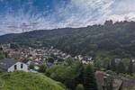 Sonniges Grundstück mit unverbaubarem mit Blick ins Tal