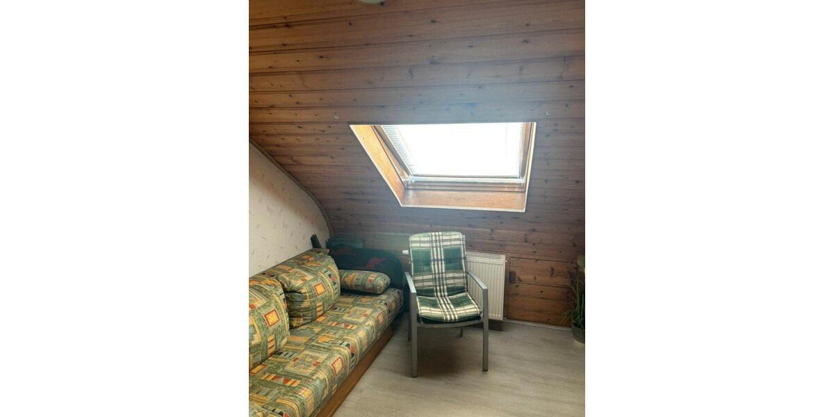 Dachgeschoßwohnung Weinheim - 3 Zimmer, 65 m&sup2;, 173.000&euro; | Angebot:25979076