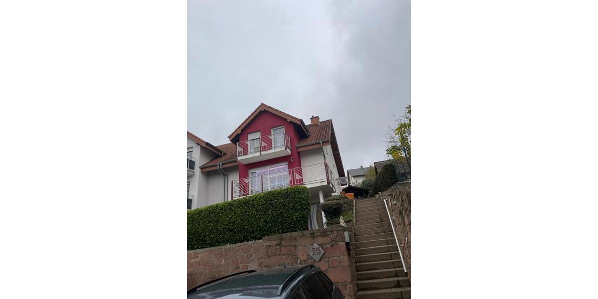 Attraktive Doppelhaushälfte mit Einliegerwohnung, Garten und Gart 7 zimmer