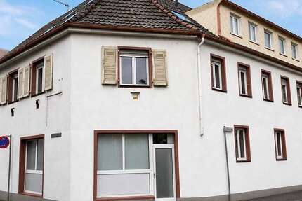 Haus Neustadt - 12 Zimmer, 424 m&sup2;, 747.000&euro; | Angebot:27098874