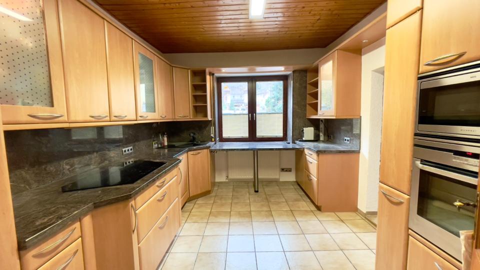 Doppelhaushälfte Bad Dürkheim - 5 Zimmer, 170 m&sup2;, 1.500&euro; | Angebot:25064676