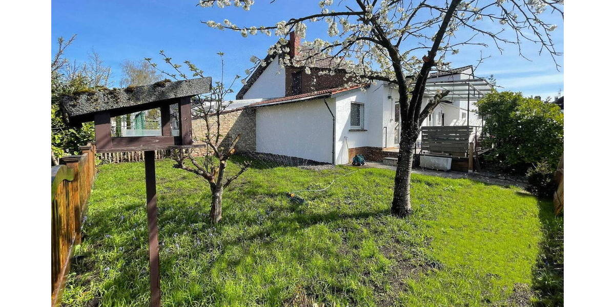 Doppelhaushälfte Mannheim Gartenstadt - 6 Zimmer, 152 m&sup2;, 1.885&euro; | Angebot:26092845
