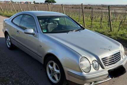 Mercedes-Benz CLK 298.000 km 4.495 &euro; Wachenheim 67157
