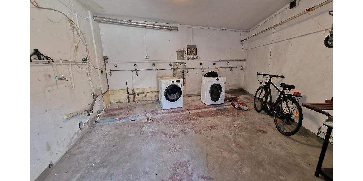 Solide Kapitalanlage mit 9 Apartments und 1 Lager - Mehrfamilienhaus, Wohnhaus Ludwigshafen am Rhein Friesenheim/Nord | Angebot:26086592