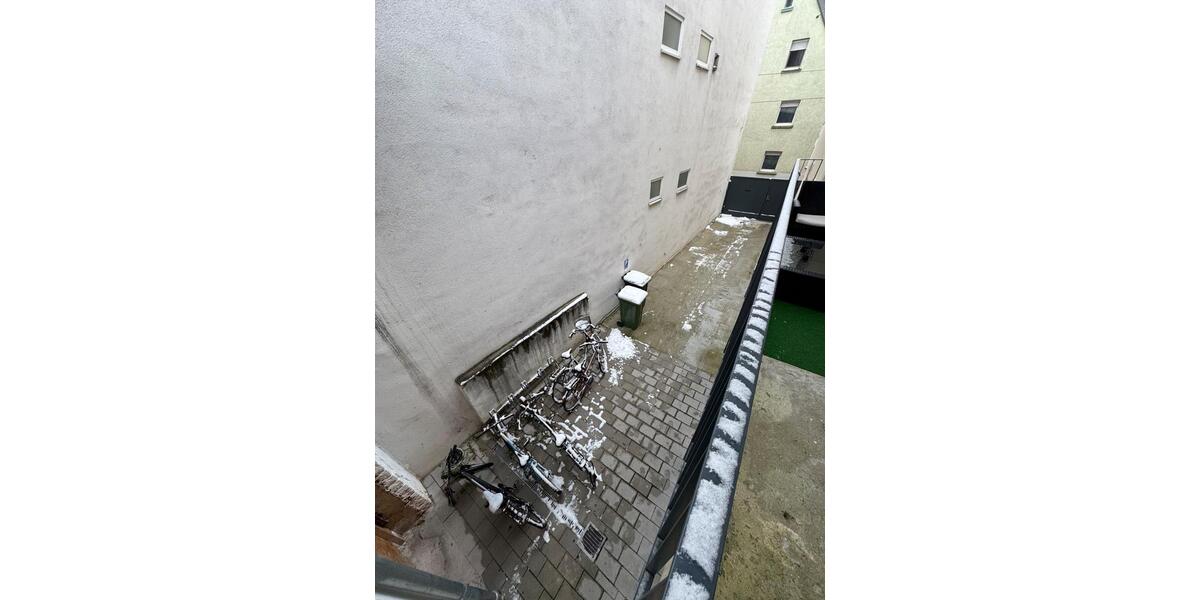 WG-Zimmer in großzügiger, modernisierter Wohnung 1 zimmer