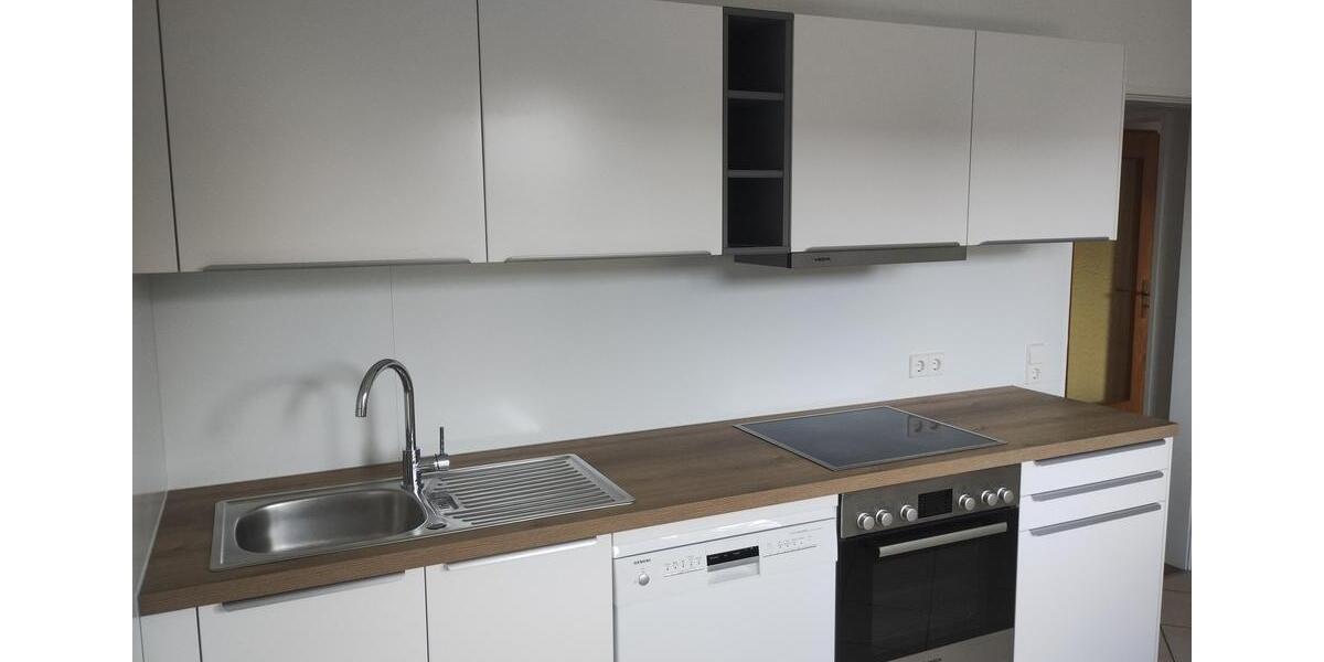 Einziehen & Wohlfühlen: Schöne, helle 2-ZKB-Wohnung mit EBK und Terrasse in Leimens bester Lage 2 zimmer