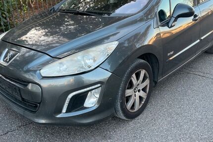 Peugeot 308 234.512 km 1.999 &euro; Schifferstadt 67105
