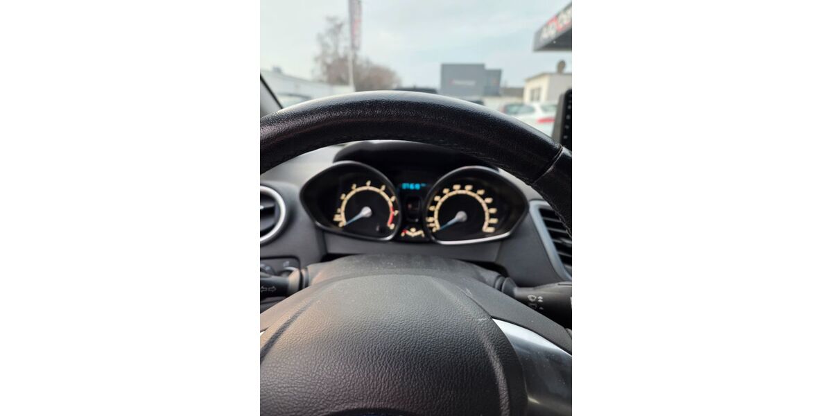 Ford Fiesta 71.619 km 7.900 &euro; Frankenthal 67227