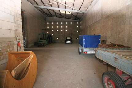 Halle in Bobenheim-Roxheim 1.000 € 242 m² zimmer