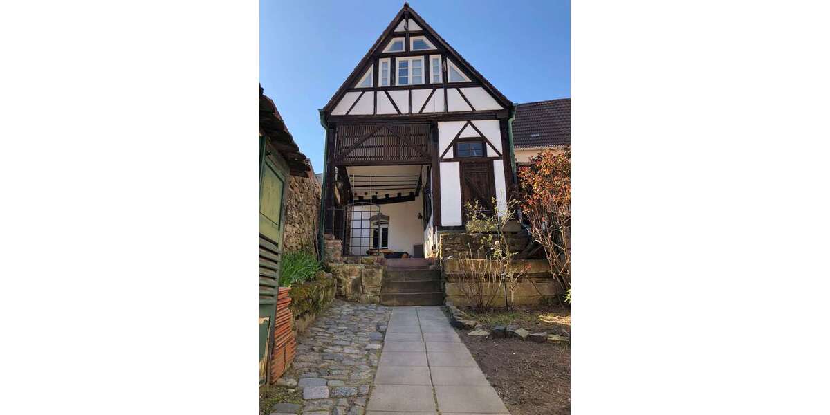 Einfamilienhaus Weinheim Innenstadt - 3 Zimmer, 100 m&sup2;, 1.390&euro; | Angebot:25677262