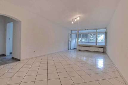 Wohnung zum Kaufen in Viernheim 160.000 € 68 m² 2 zimmer