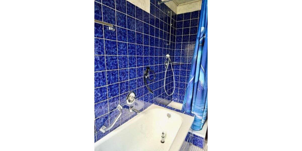 Reihenmittelhaus Mannheim Rheinau - 6 Zimmer, 249 m&sup2;, 375.000&euro; | Angebot:25685527