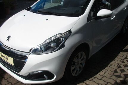 Peugeot 208 30.600 km 9.699 &euro; Neustadt an der Weinstrasse 67433