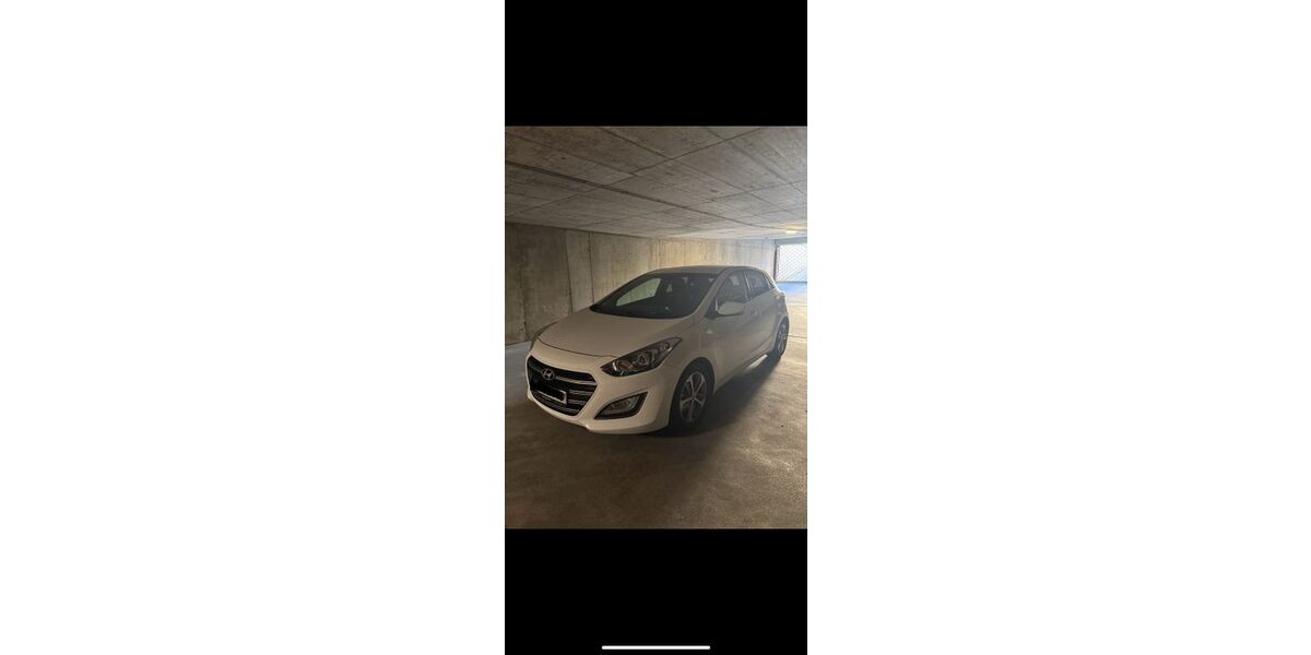 Hyundai i30 28.600 km 10.500 &euro; Neustadt 67433