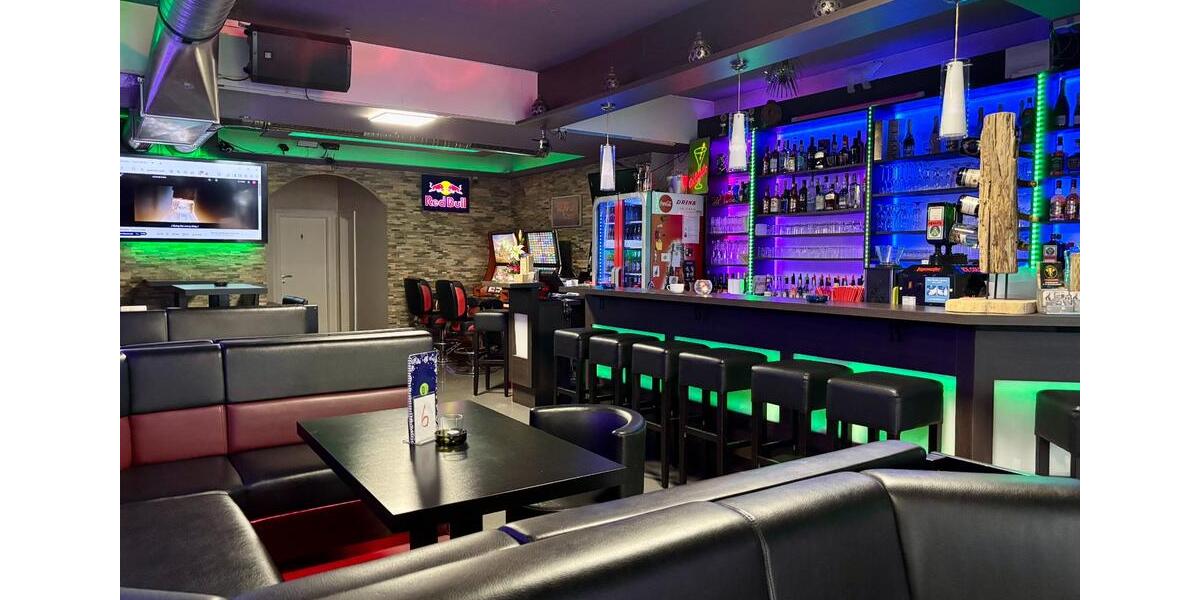 Sehr gut laufende Karaoke-Bar mit Inventarablöse, Hohe Einnahmen! zimmer