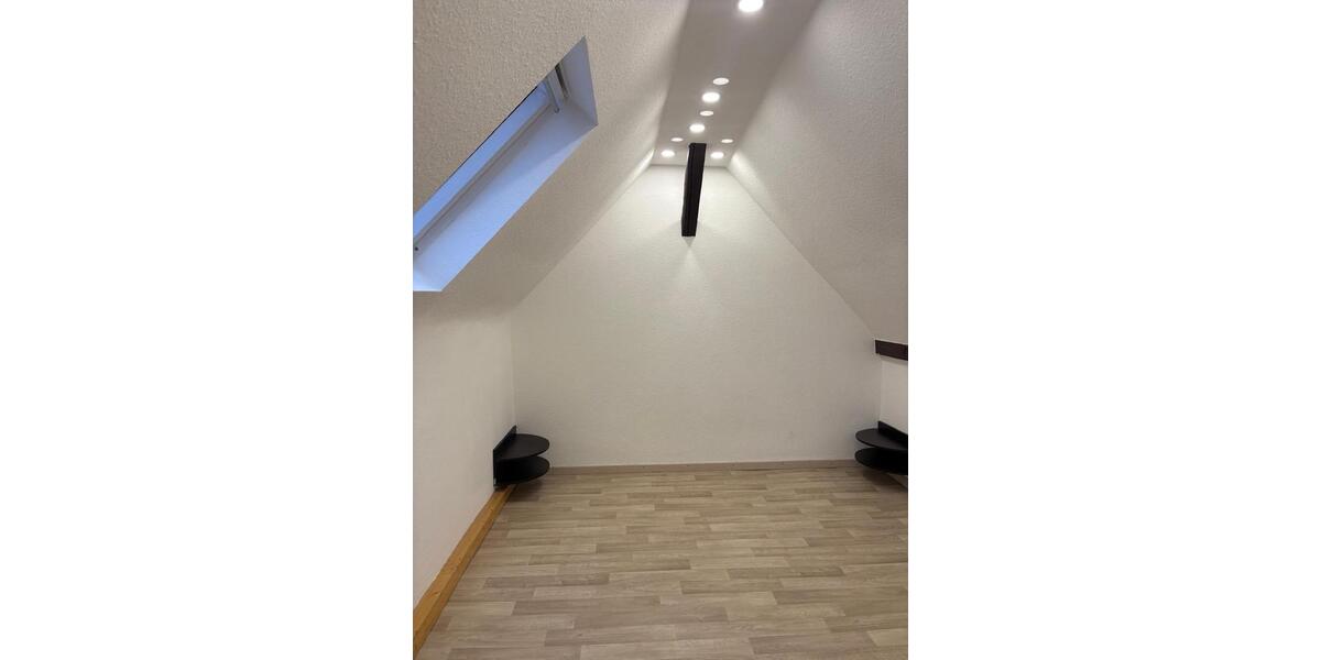 Erdgeschoßwohnung Bürstadt - 3 Zimmer, 75 m&sup2;, 780&euro; | Angebot:25971737