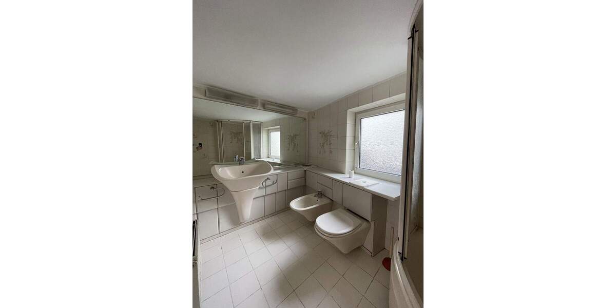 Etagenwohnung Neustadt Haardt - 4 Zimmer, 115 m&sup2;, 850&euro; | Angebot:25274377