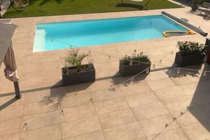 Mannheim Feudenheim - Vermietung Haus 8 Zimmer, Garten mit Pool 8 zimmer