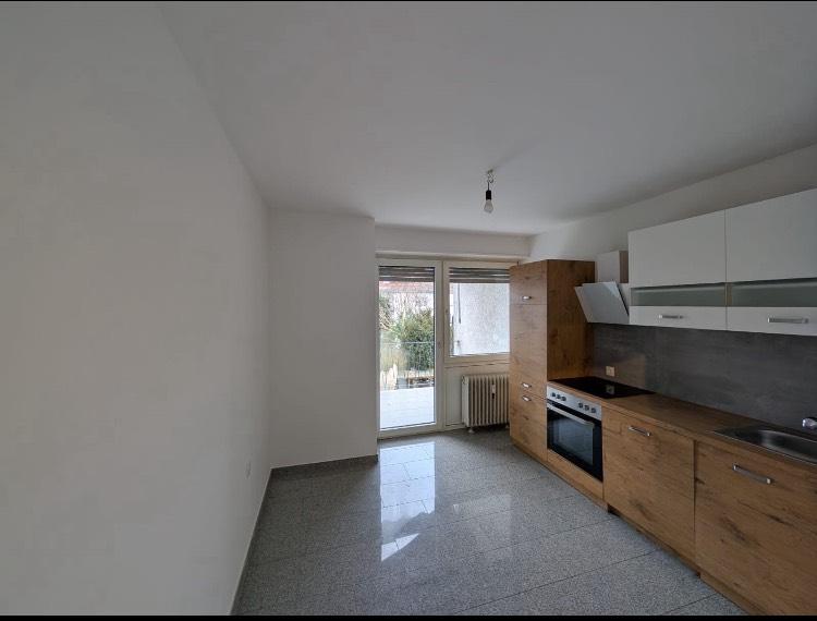 3 ZKB 96 m² Südbalkon, Garten Einbauküche in Zweifamilienhaus, 3 zimmer