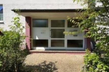 Eigentumswohnung in guter Lage mit 2 Außenstellplätzen 3 zimmer