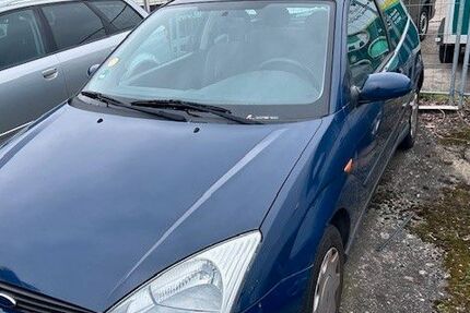 Ford Focus 182.523 km 799 &euro; Römerberg 67354