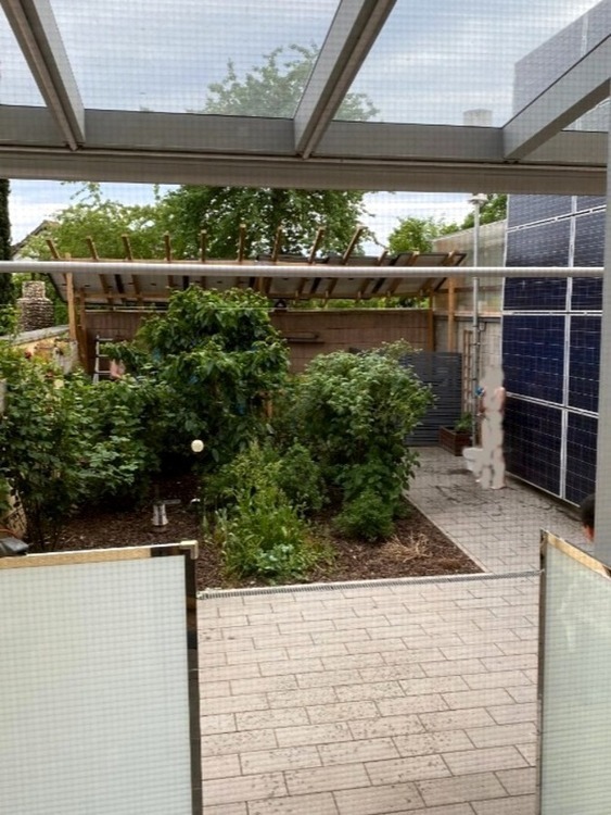 Stilvolle DHH klimatisiert mit Garten, Terrasse & Keller – 4 Etagen in bester Lage
