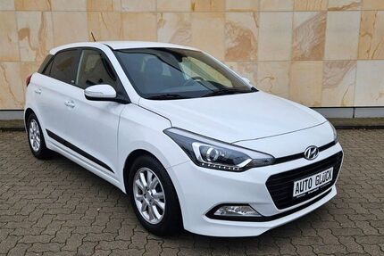 Hyundai i20 76.000 km 10.490 € Schwetzingen 68723