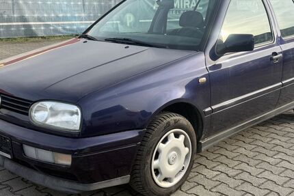 VW Golf 107.000 km 3.300 &euro; Gernsheim 64579
