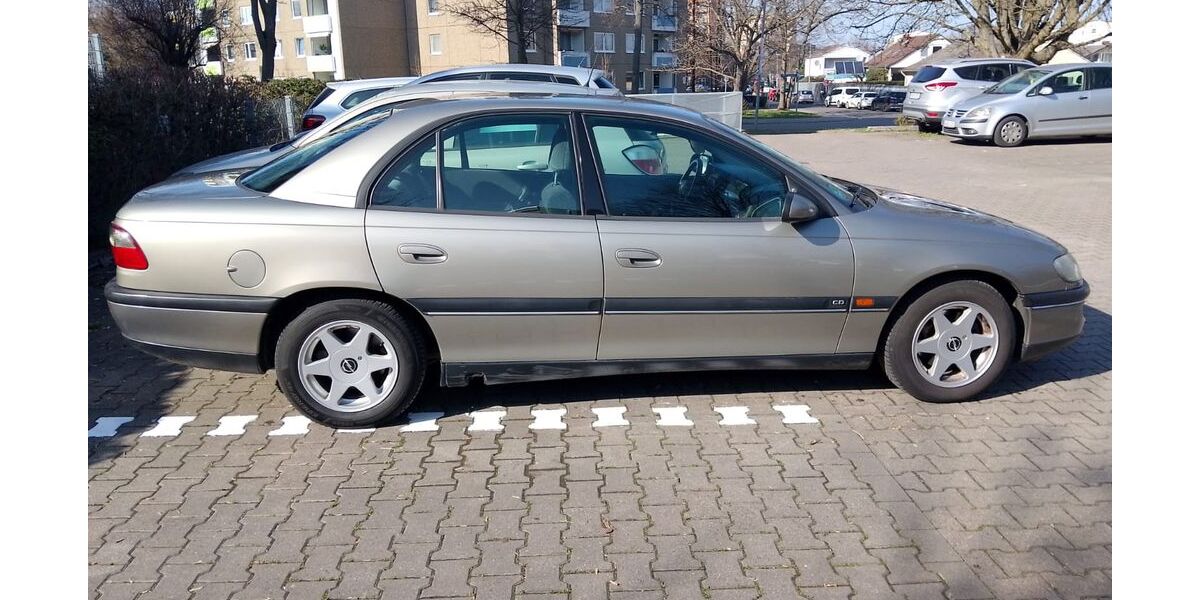 Opel Omega 112.718 km 3.500 &euro; Flörsheim-Dalsheim 67592