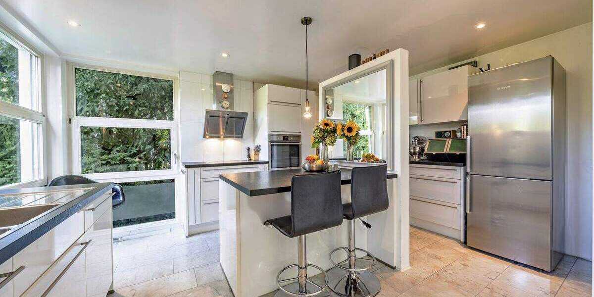 Außergewöhnliches Split-Level-Architektenhaus – Privatsphäre, Panorama & pure Lebensqualität 7 zimmer