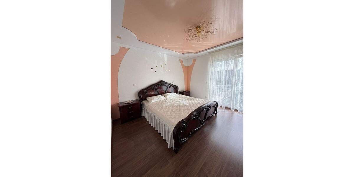 Einfamilienhaus Grünstadt - 4 Zimmer, 135 m&sup2;, 1.249.000&euro; | Angebot:25915023