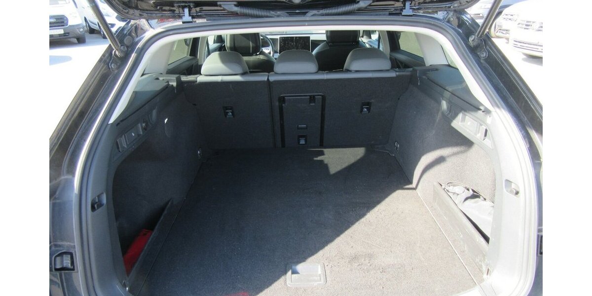 VW Passat Variant 1.5 eTSI 110 kW Business Automatik 53.000 km 27.990 &euro; Gernsheim 64579