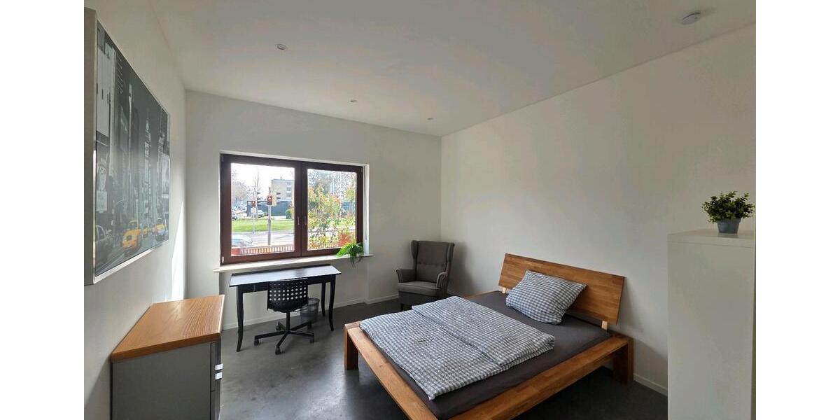 Erdgeschoßwohnung Waldsee - 5 Zimmer, 160 m&sup2;, 445&euro; | Angebot:25892173
